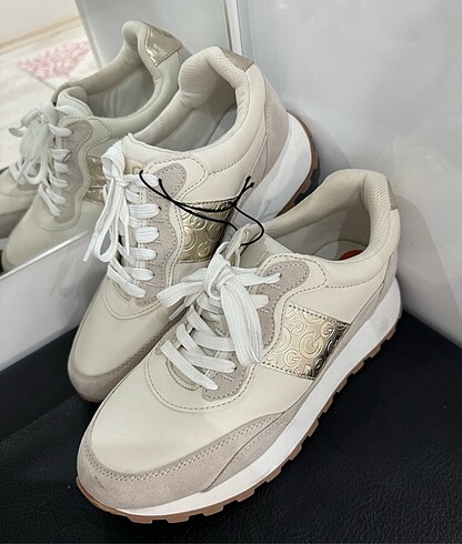 Guess Spor ayakkabı