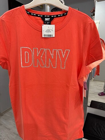 DKNY Tişört