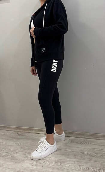 Donna Karan Taytt