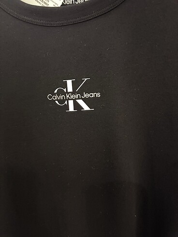 Calvin Klein Tişört