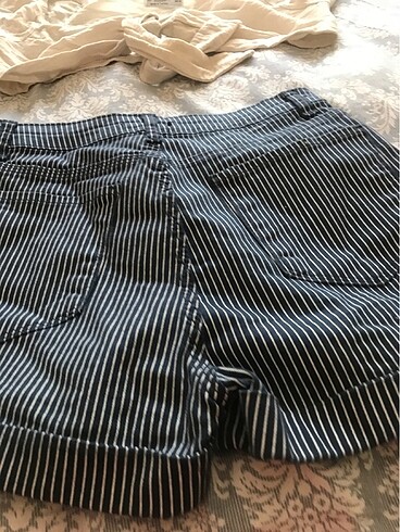 LC Waikiki Şıort 30 beden üst. L beden yeni şort 80. Üst. 100 tl