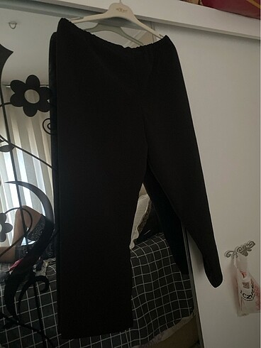 Kumaş pant yeni dikim 120 tl. 48. 50 beden rahat