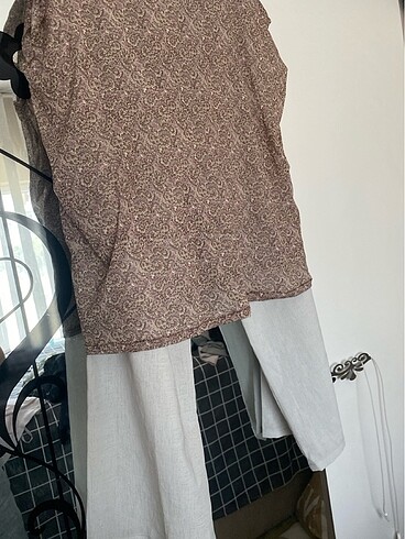 48 Beden çeşitli Renk Yazlık ince pant şifon bluz 2 sini alana. 120 tl