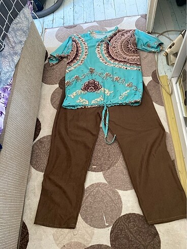 Bluz pant süet görünümlü. Pant. 130. Bluz 150