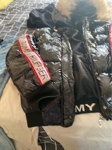 Mont tommy hılfiger muadili birebir aynı
