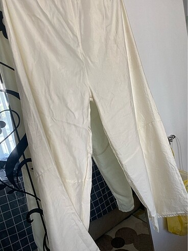Zara Yazlık şık pantalon. Marka temsili çok yumuşak pamuklu