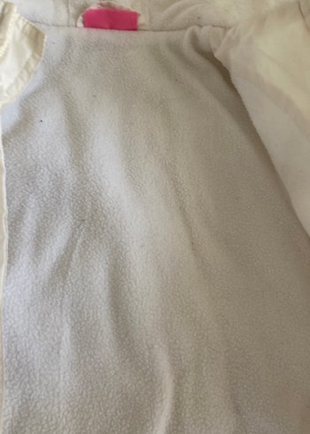 Düğmeli Beyaz bebek kapşınlu içi polarlı tertemiz Mont - Görsel 6