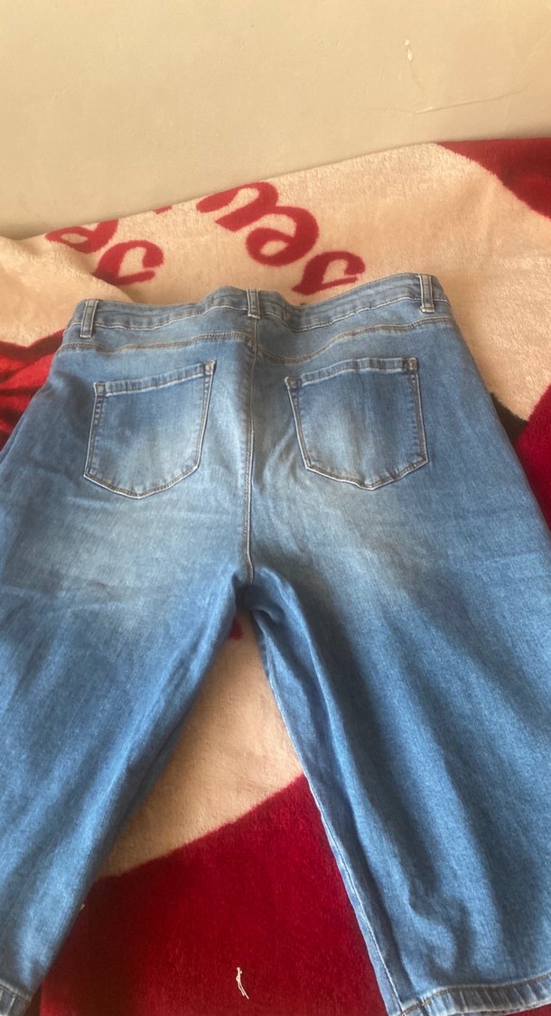 Kadın Mavi Bol Kesim Mini Kot Şort az giyildi ağ sağlam def yok - Görsel 4