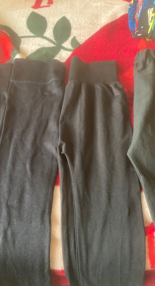 Siyah  taytlar  S M uyumlu 3 adet alana200 tl az kullanıldı - Görsel 3