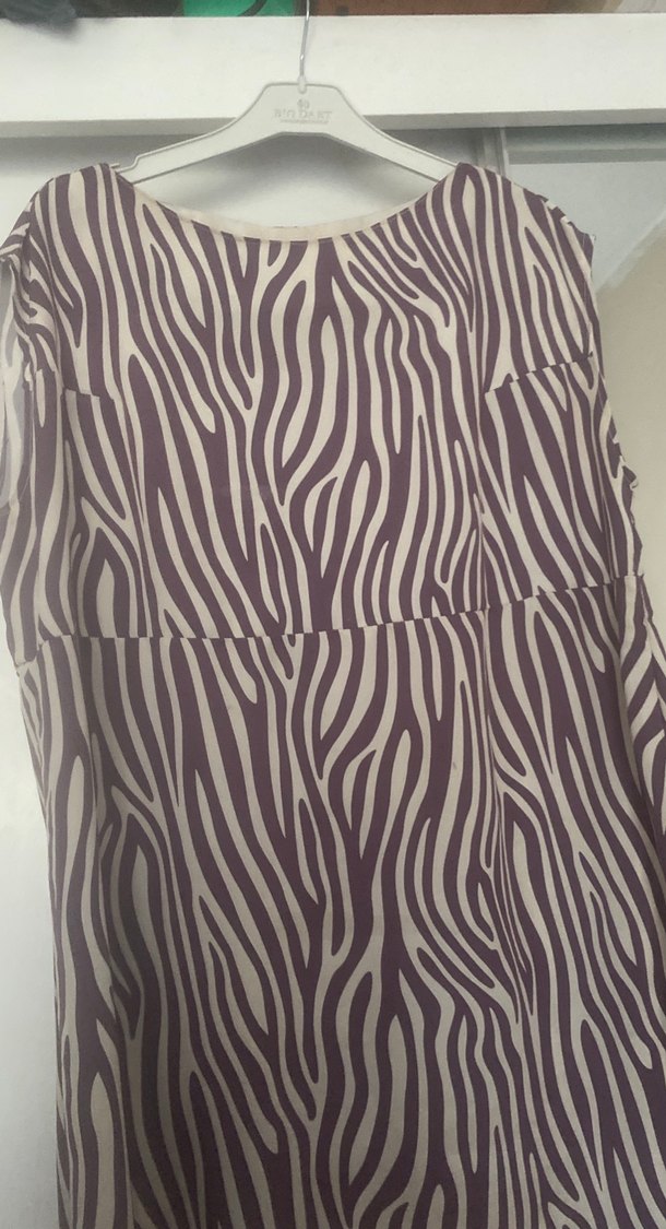 Mor Zebra Desenli Uzun Elbise kolsuz - Görsel 3