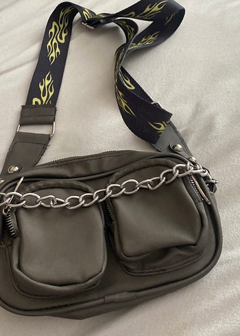 Zara Gri Yılan Desenli Zincir Detaylı Kadın Çanta
