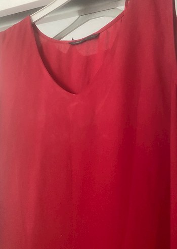Kırmızı V Yakalı Kolsuz Kadın Bluz 40 beden 2 kere giyikdi - Görsel 2