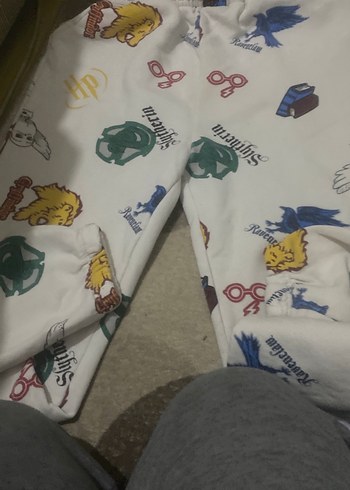 Baskılı Beyaz Erkek Çocuk Eşofman Altı S beden kışlık tertemiz - Görsel 4