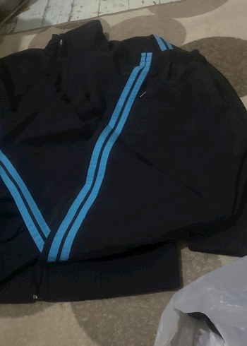 Bay bayan giyer eşofman takımı. 100 tl S beden - Görsel 5