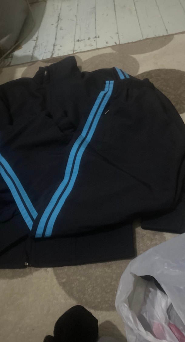 Bay bayan giyer eşofman takımı. 100 tl  S beden - Görsel 5