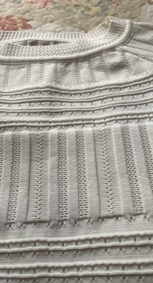 Kadın Beyaz Pilili  kısa  Kollu Triko likralı L.  XL giyer temiz - Görsel 2