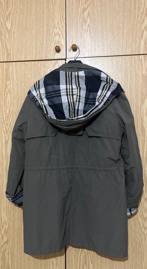 Kadın Kamuflaj Desenli haki Yağmurluk - Görsel 3