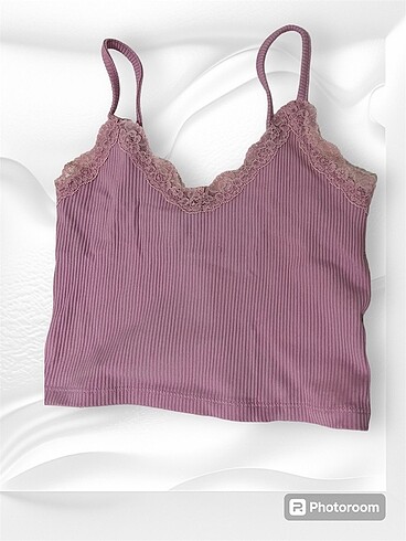 Askılı dantel detaylı crop