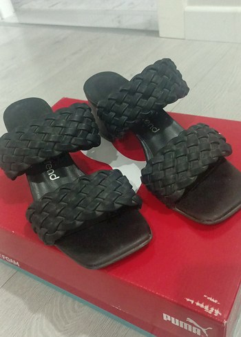 Siyah Örgü Detaylı Kadın Topuklu Terlik - Görsel 2