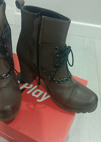 açık kahve rengi  Zincir Detaylı Deri Bot - Görsel 4