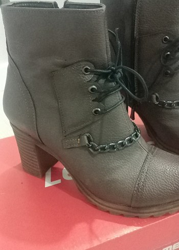 açık kahve rengi  Zincir Detaylı Deri Bot - Görsel 2