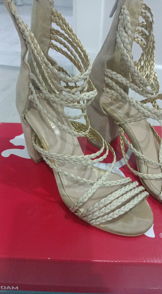 Bej Süet Bağcıklı Blok Topuklu Kadın Ayakkabı - Görsel 3