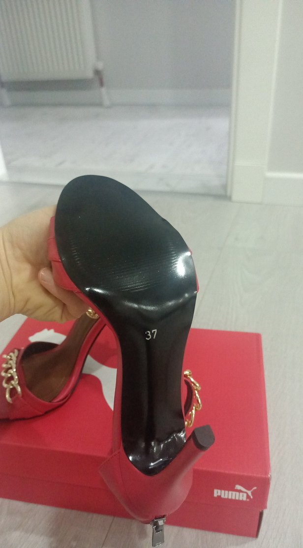 Kırmızı Deri Zincirli İnce Topuklu Kadın Ayakkabı - Görsel 3