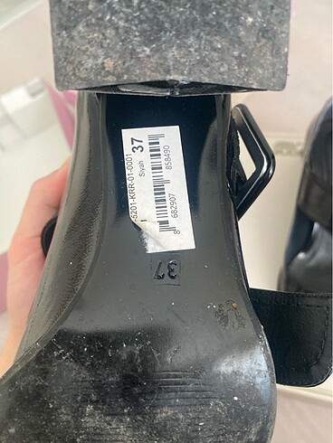 Diğer Capone outfitters marry jane topuklu ayakkabı