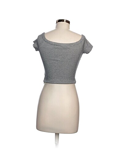l Beden Zara Bluz %70 İndirimli.