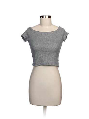 Zara Bluz %70 İndirimli.