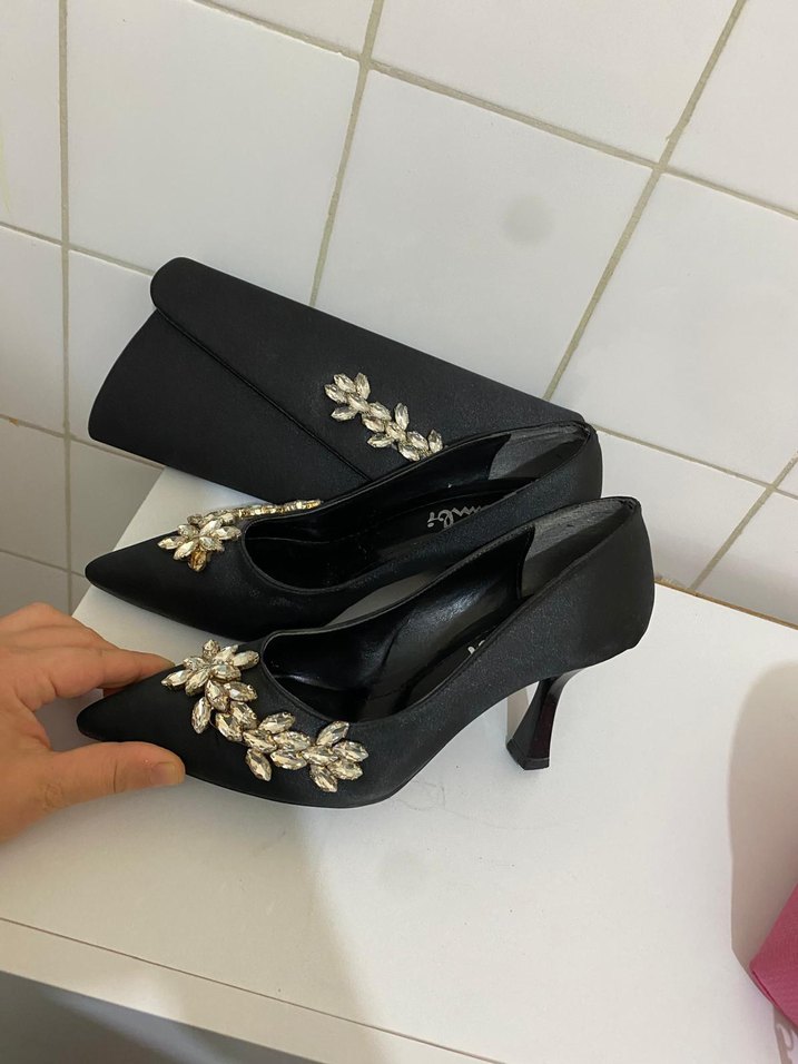 Siyah Süet İşlemeli Stiletto Abiye Ayakkabı - Görsel 2