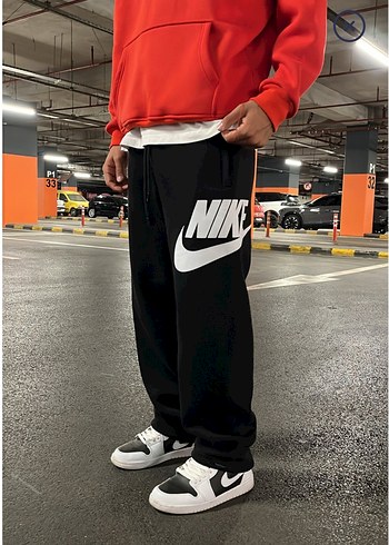 Nike Siyah Baskılı Rahat Kesim Eşofman Altı - Görsel 2