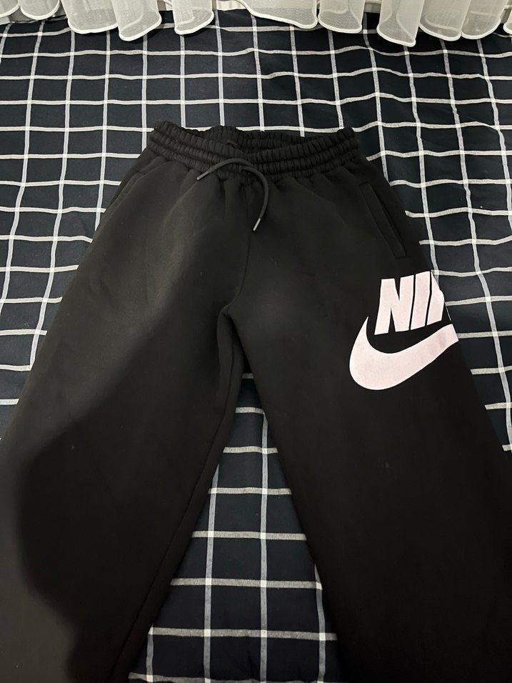 Nike Siyah Baskılı Rahat Kesim Eşofman Altı - Görsel 4