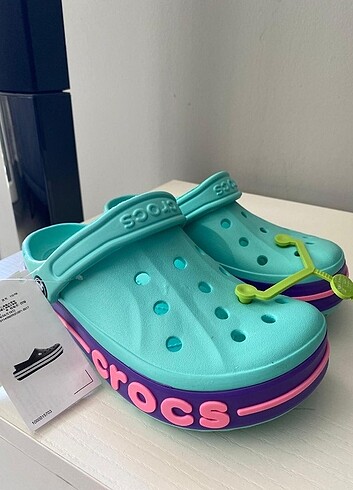 36 Beden çeşitli Renk Crocs