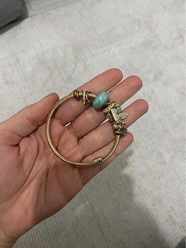 Pandora