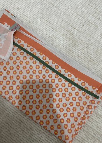 Turuncu Baskılı Eşarp - Görsel 2