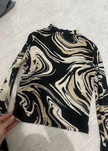 Siyah Bej Desenli Balıkçı Yaka Kadın Bluz - Görsel 2