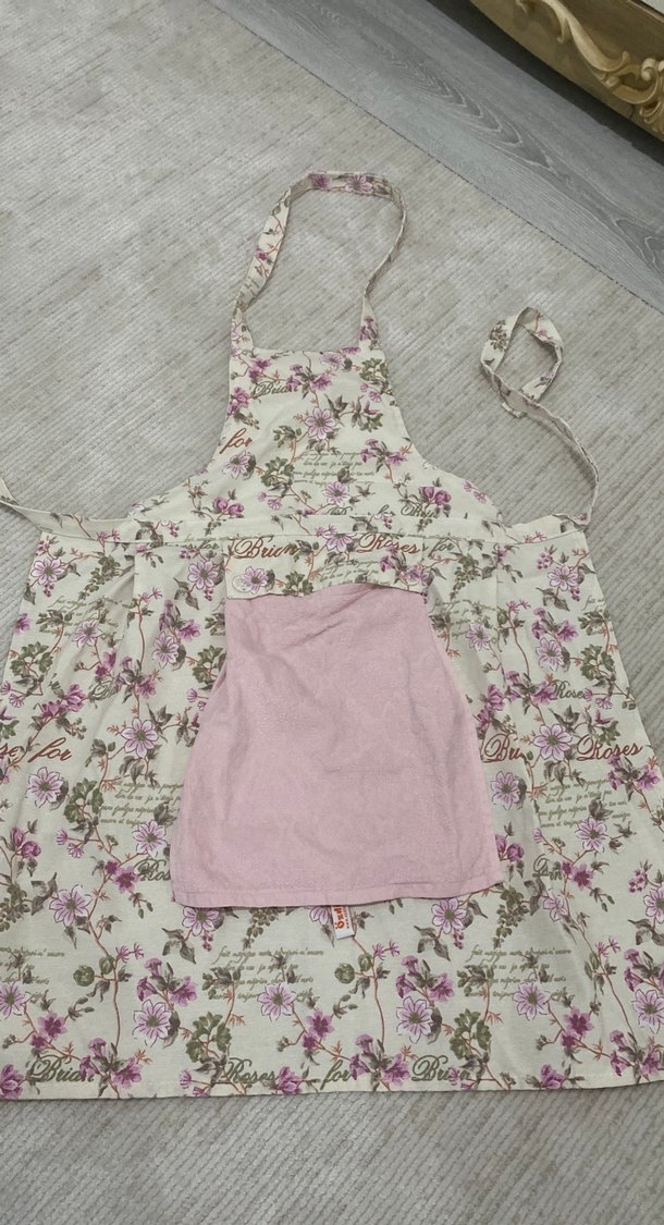 Çiçek Desenli Pembe Mutfak Önlüğü - Görsel 2
