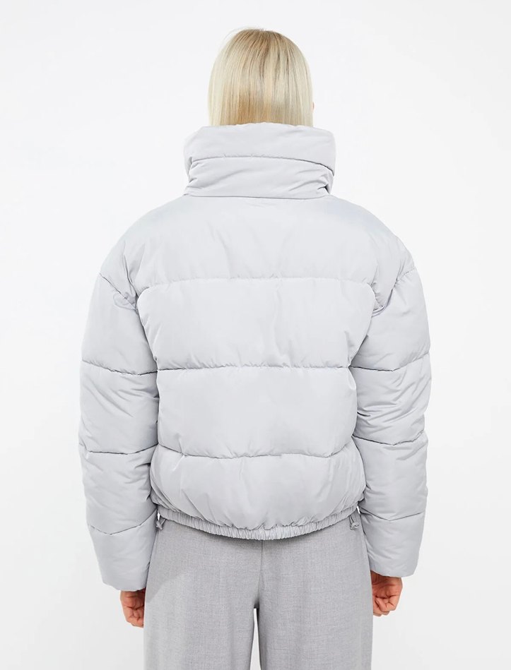 Beyaz Kadın Puff Mont - Görsel 3