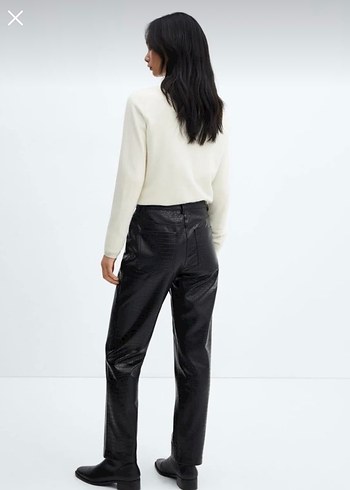 Mango Yılan Desenli Deri Pantolon - Görsel 3