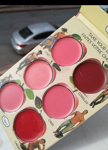 The balm apples krem allık paleti 