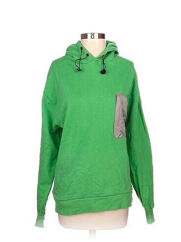 Zara Sweatshirt %70 İndirimli.