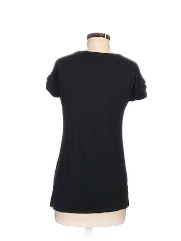 s Beden Diğer T-shirt %70 İndirimli.