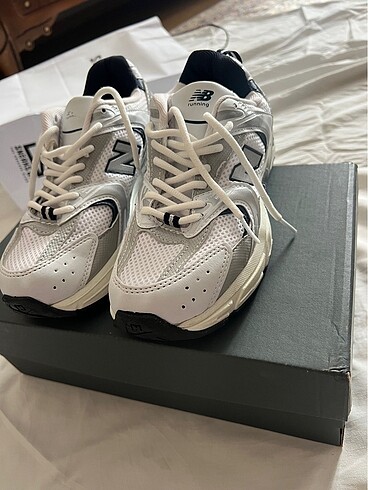 38 Beden beyaz Renk New balance ayakkabı