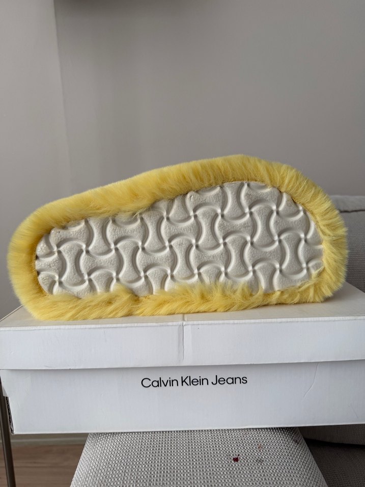 Peluş Kadın Terlik - Görsel 4