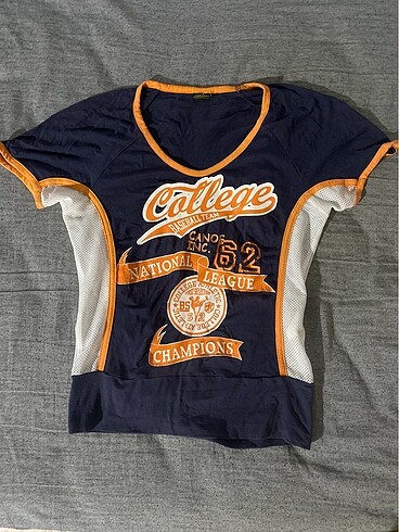Collezione y2k tisort