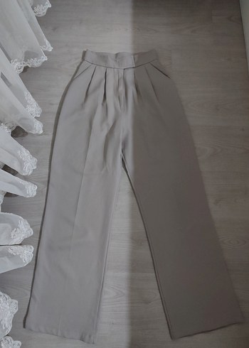 Bej Kuşaklı Rahat Kesim Kadın Kumaş Pantolon - Görsel 2