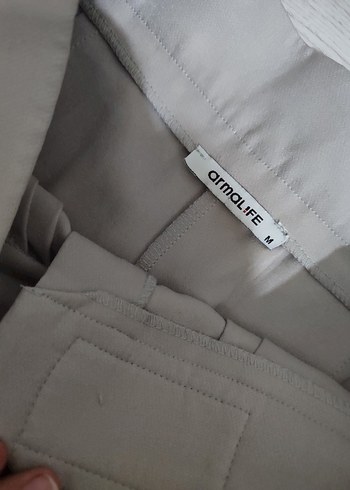 Bej Kuşaklı Rahat Kesim Kadın Kumaş Pantolon - Görsel 3