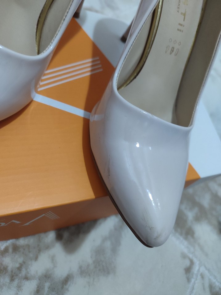 Beyaz Stiletto Topuklu Kadın Ayakkabı - Görsel 3