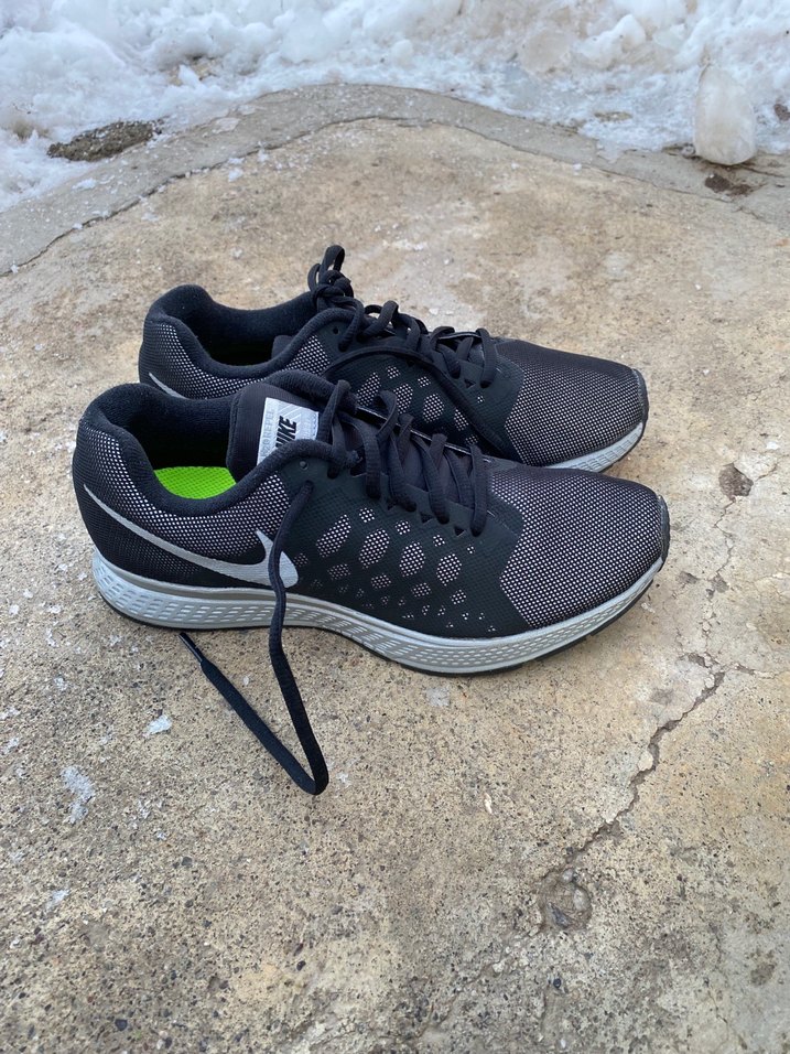 Gri Nike Kadın Spor Ayakkabısı - Görsel 2